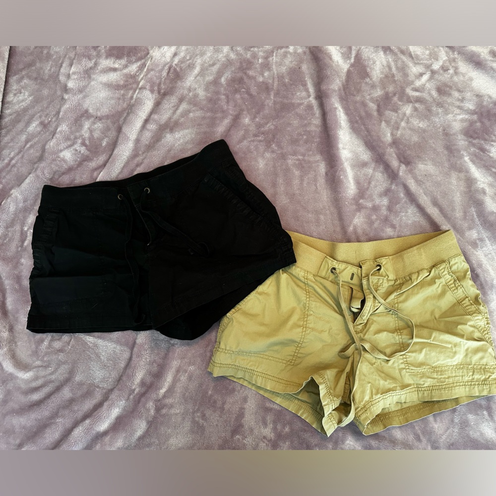 Ana Short size 8